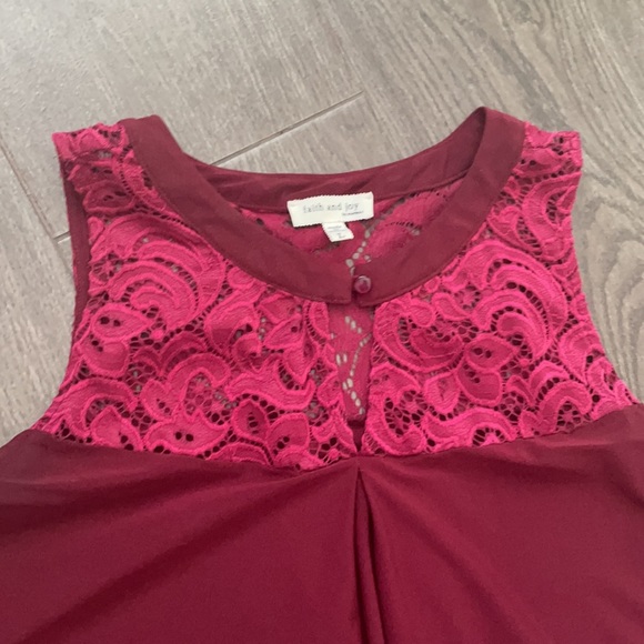Faith and Joy burgundy top Size L - Picture 2 of 2